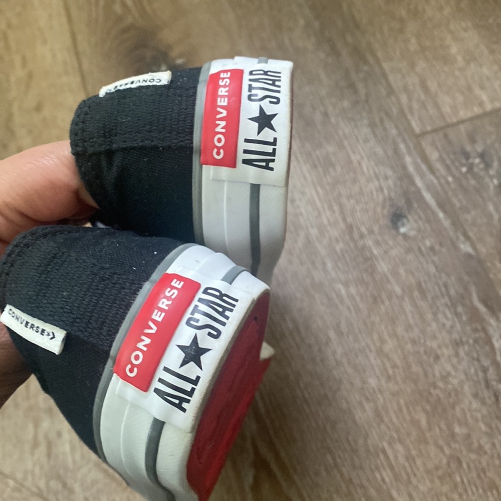 Converse Low Tops - Picture 8 of 10